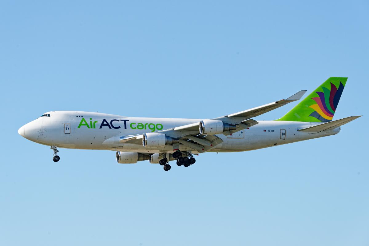 4B8472